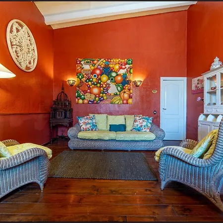 La Casa De Les Cireres * Juncosa